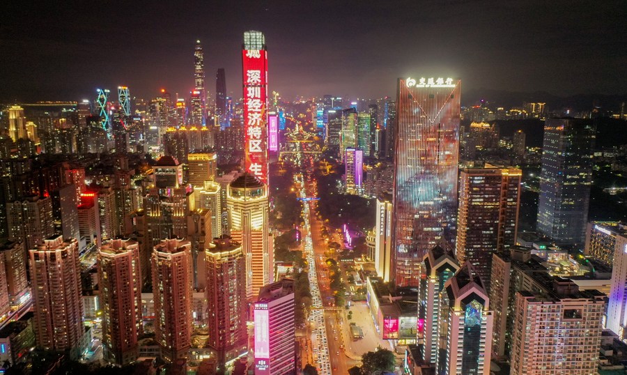 Panorámica aérea de Shenzhen, ciudad de la provincia meridional china de Guangdong. (Xinhua/Mao Siqian)