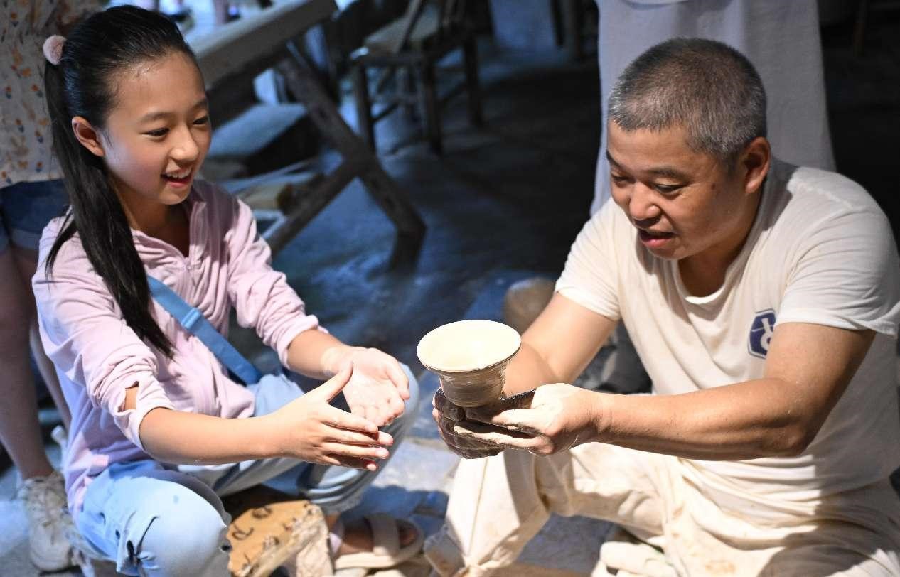 Artistas de todo el mundo persiguen sus sueños en Jingdezhen, 