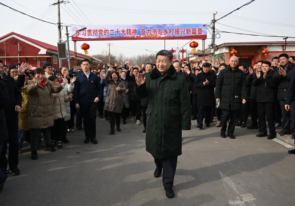 Xi extiende saludos a todos los chinos por la Fiesta de Primavera