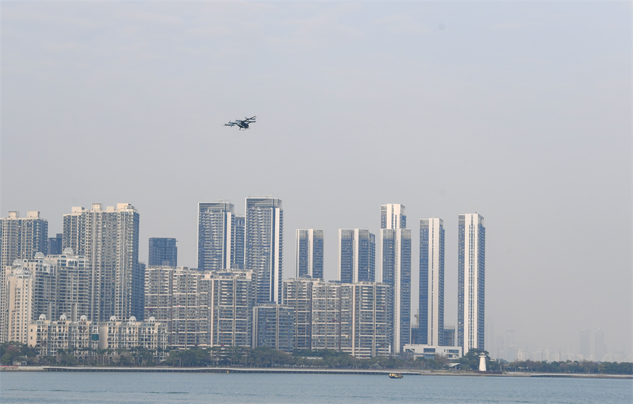 El taxi aéreo eVTOL completa su primer vuelo en China