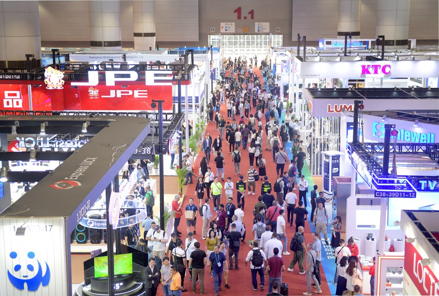 Imagen del 15 de abril de 2024 de una escena de la 135ª sesión de la Feria de Importación y Exportación de China, en Guangzhou, en la provincia de Guangdong, en el sur de China. (Xinhua/Lu Hanxin)