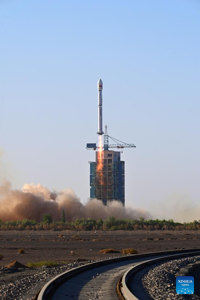 China lanza nuevo satélite al espacio