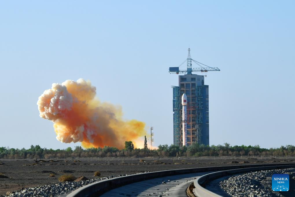  China lanza nuevo satélite al espacio