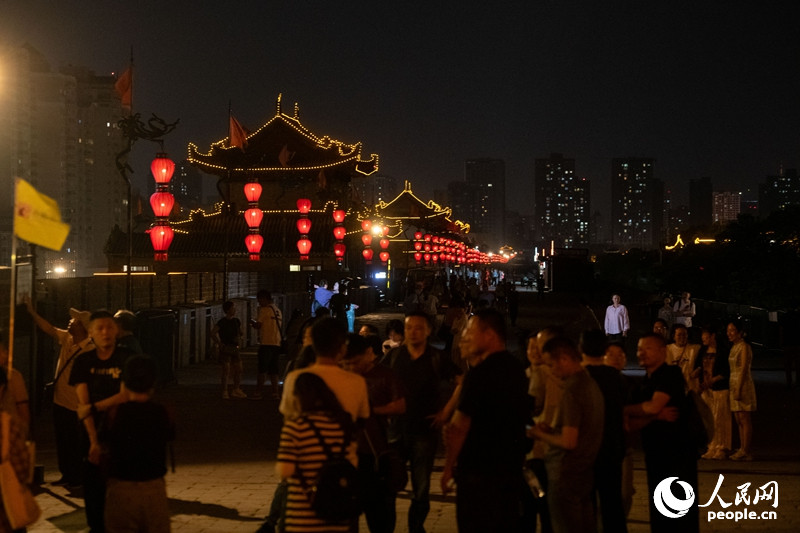 ¿Cómo de hermosa es Xi'an de noche?