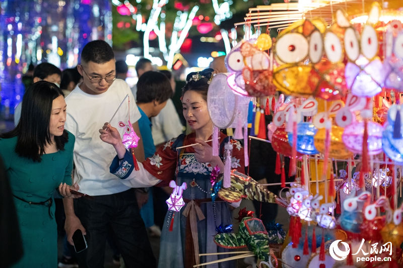 ¿Cómo de hermosa es Xi'an de noche?