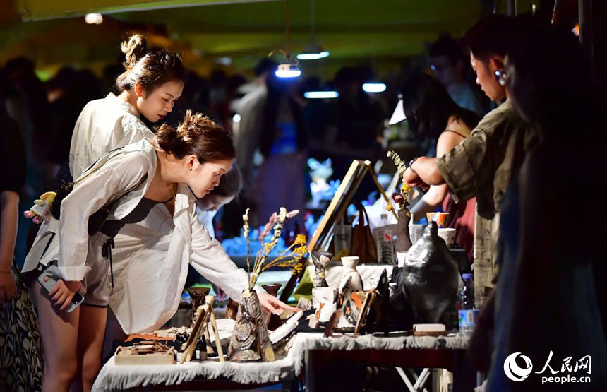 Vibrante Jiangxi ｜ Jingdezhen: el mercado creativo es muy popular y el recorrido nocturno por la capital de la porcelana está lleno de vitalidad