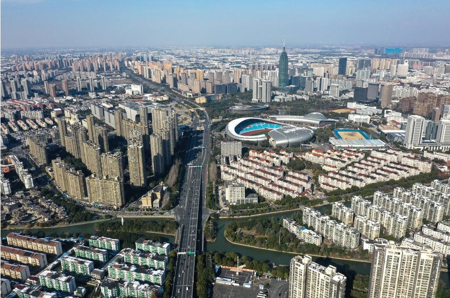 Panorámica aérea de la ciudad de Changzhou, en la provincia oriental china de Jiangsu, el 21 de diciembre de 2023. (Xinhua/Yang Lei)