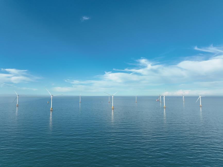 Un proyecto eólico marino logra la plena generación de energía