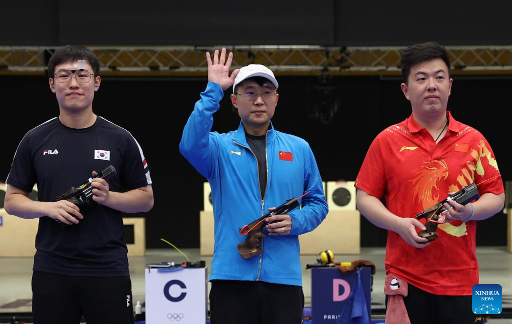 Tirador chino Li Yuehong gana final masculina en pistola rápida de fuego a 25 metros en JJ. OO. de París