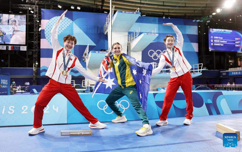 Chen Yiwen de China gana en prueba femenina de trampolín de 3m en