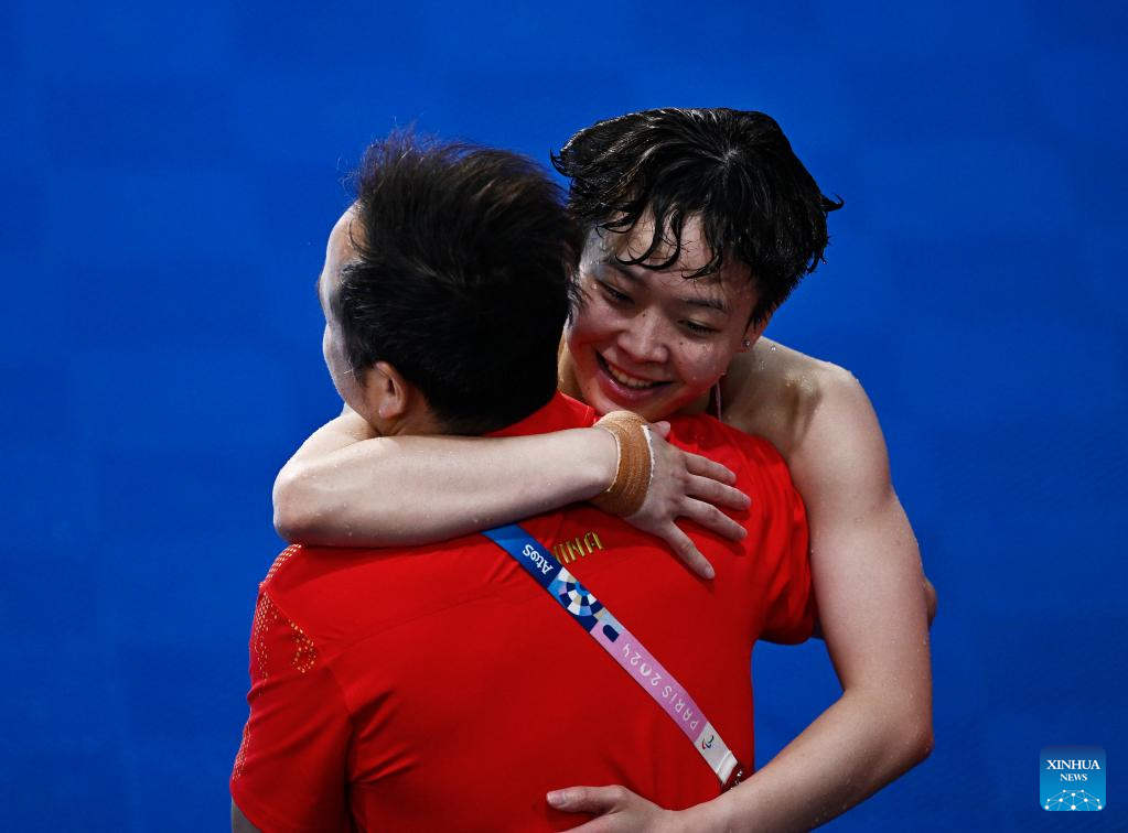 Chen Yiwen de China gana en prueba femenina de trampolín de 3m en