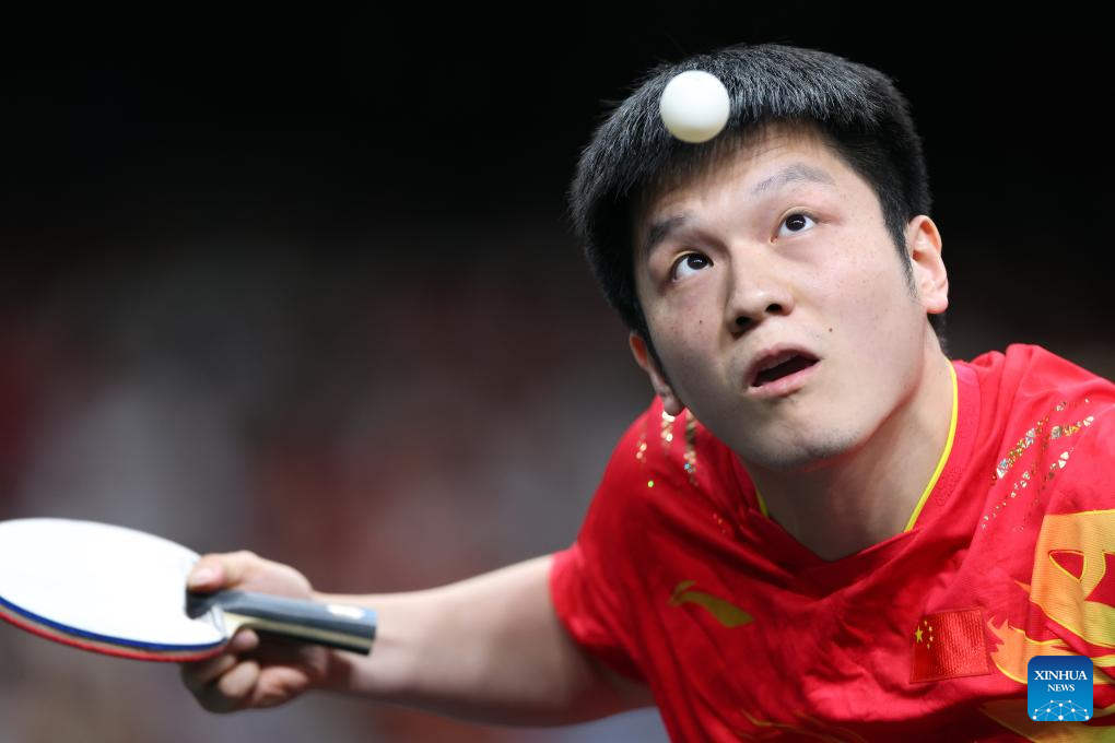 China retiene oro en tenis de mesa masculino por equipos en París 2024