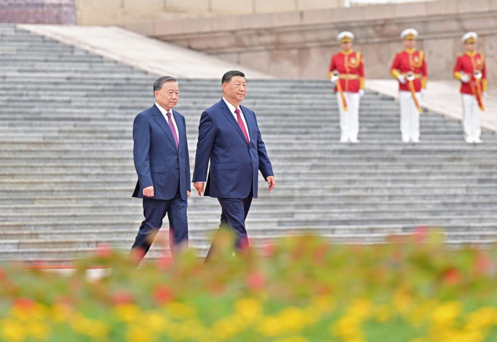 Xi y Lam sostienen conversaciones y guían desarrollo de comunidad de futuro compartido China-Vietnam