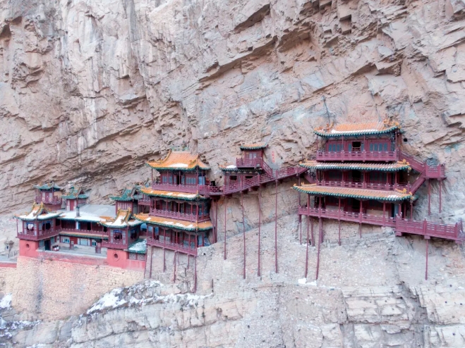 Una vista del templo Xuankong, en el condado Hunyuan, ciudad de Datong, provincia de Shanxi, China. (Foto de Diario del Pueblo digital)