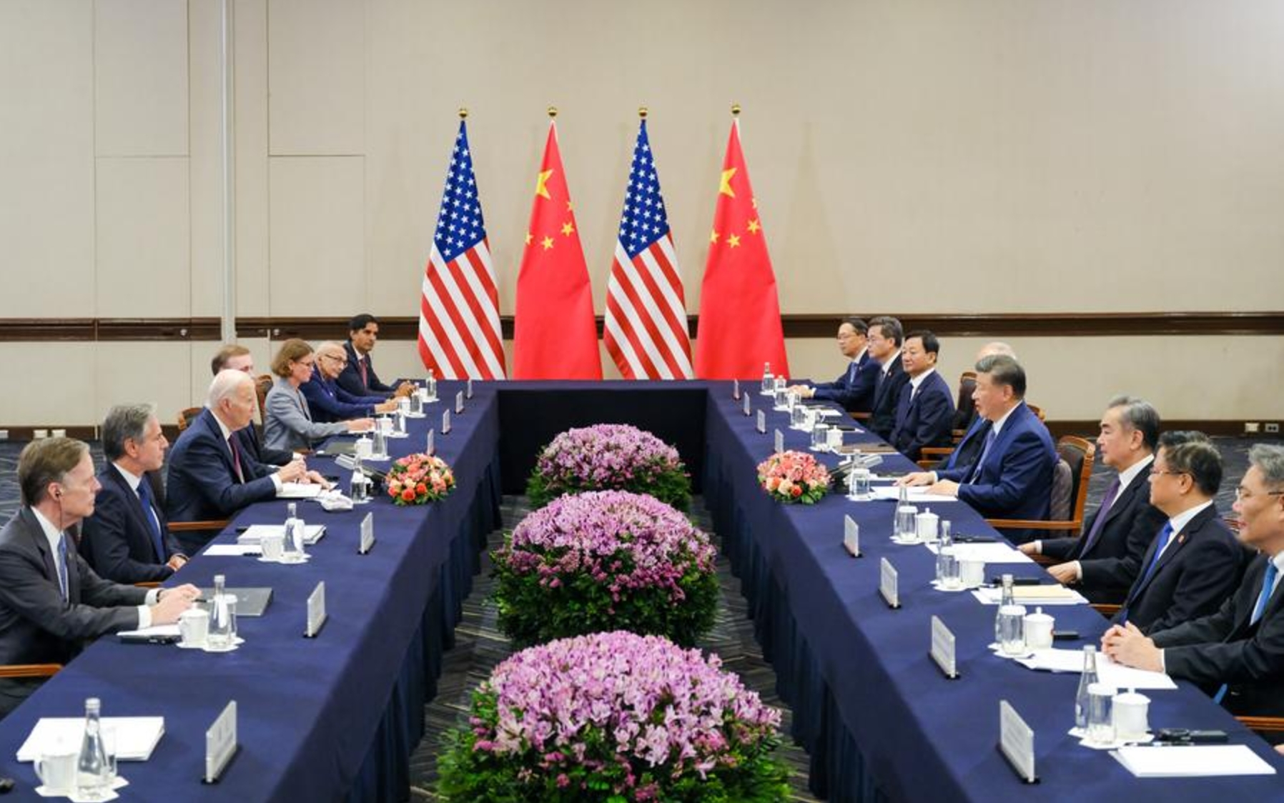 El presidente chino, Xi Jinping, se reúne con el presidente estadounidense, Joe Biden, en Lima, Perú, el 16 de noviembre de 2024. (Xinhua/Ding Lin)