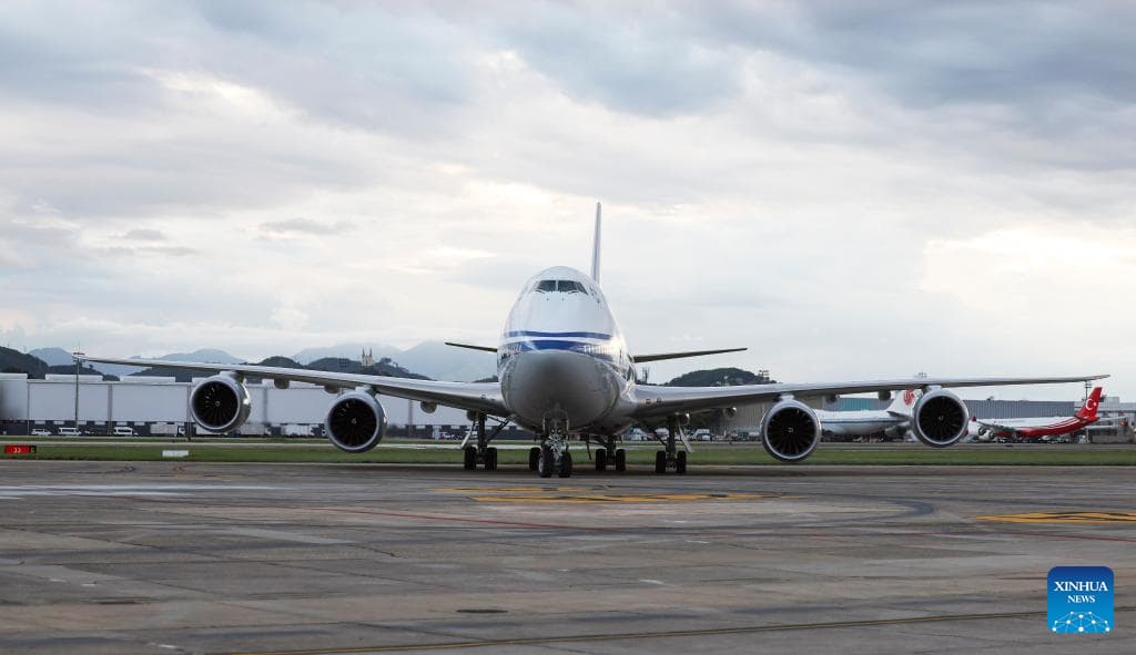 Xi llega a Brasil para asistir a cumbre de G20 y realizar visita de Estado