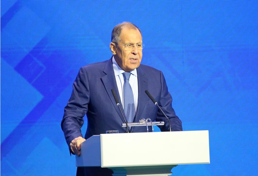 El ministro de Relaciones Exteriores ruso, Sergei Lavrov, pronuncia un discurso durante la Segunda Conferencia Internacional de Minsk sobre Seguridad Euroasiática, en Minsk, Bielorrusia, el 31 de octubre de 2024. (Xinhua/Henadz Zhinkov) 