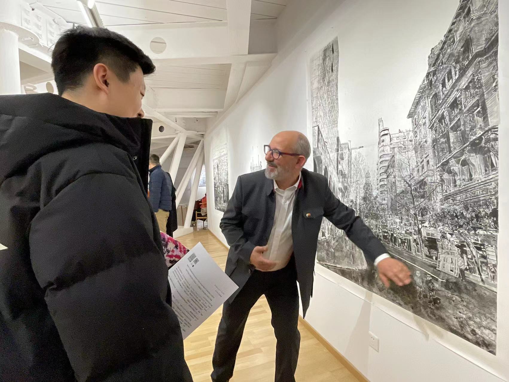 El artista uruguayo Federico Arnaud expone “Paisaje de los sueños” en Beijing