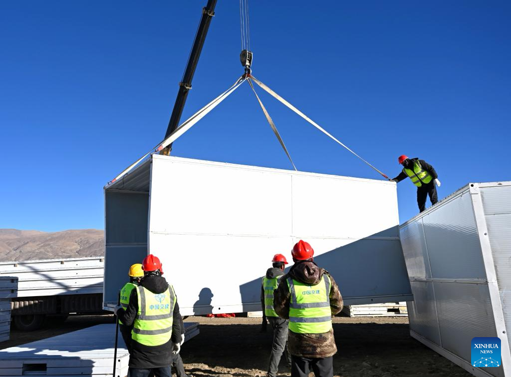 400 viviendas móviles empiezan a construirse en distrito de Lnaza, Xizang