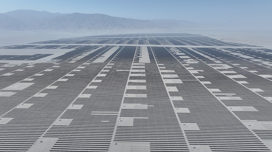 El mayor proyecto de energía solar fotovoltaica del desierto comenzará a operar en China