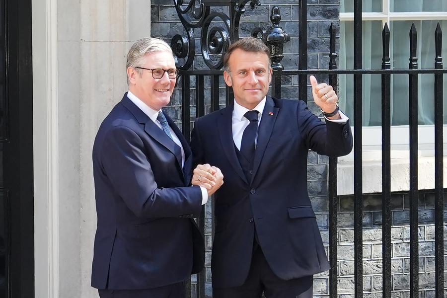 Reino Unido y Francia coordinarán disuasión nuclear y logran acuerdo sobre migración