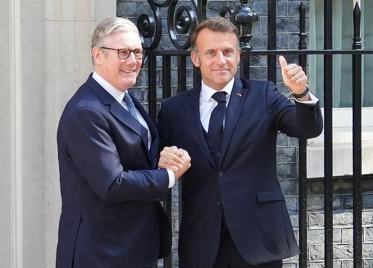 Reino Unido y Francia coordinarán disuasión nuclear y logran acuerdo sobre migración