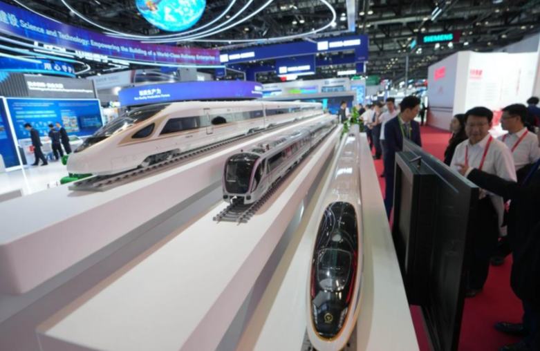 Ferrocarriles de alta velocidad de China lideran el mundo con mayor velocidad, inteligencia y apertura