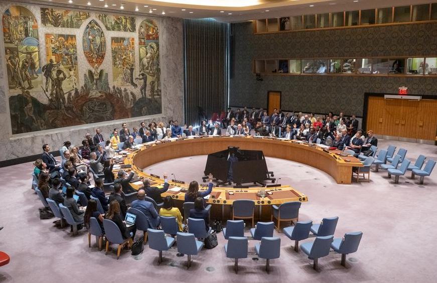 Estados Unidos debería avergonzarse de sus acusaciones infundadas contra China, dice enviado chino