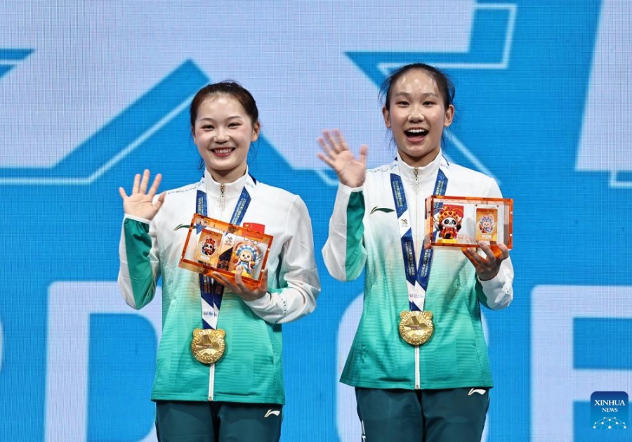 China gana oro en trampolín sincronizado femenil de Juegos Mundiales