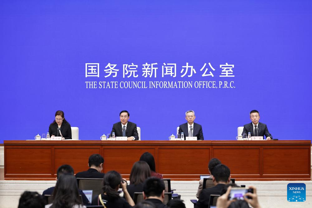 Empresas estatales administradas centralmente de China logran crecimiento robusto en activos y beneficios, según fuente oficial