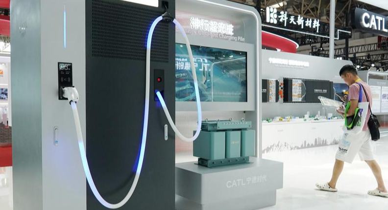 China prioriza seguridad ante rápido crecimiento de capacidad de almacenamiento de energía