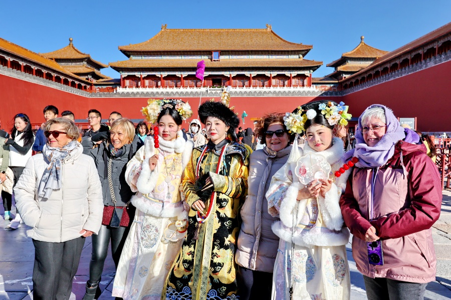 China emite alerta azul por ola de frío y varias regiones toman precauciones