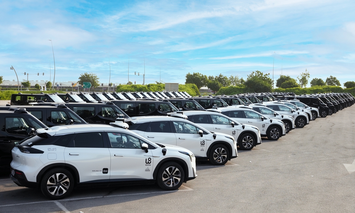 Una empresa china presenta un robotaxis de nivel 4 totalmente autónomo con Uber en Abu Dabi