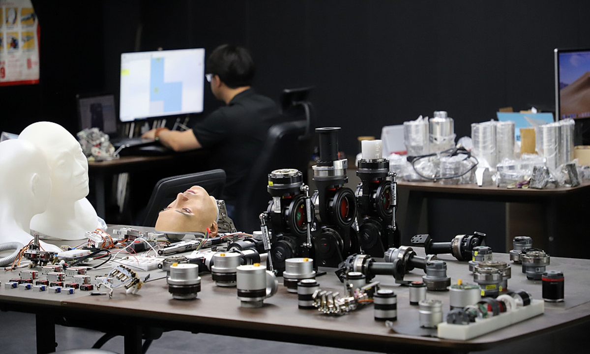 China intensificará el despliegue local de industrias del futuro en los próximos cinco años