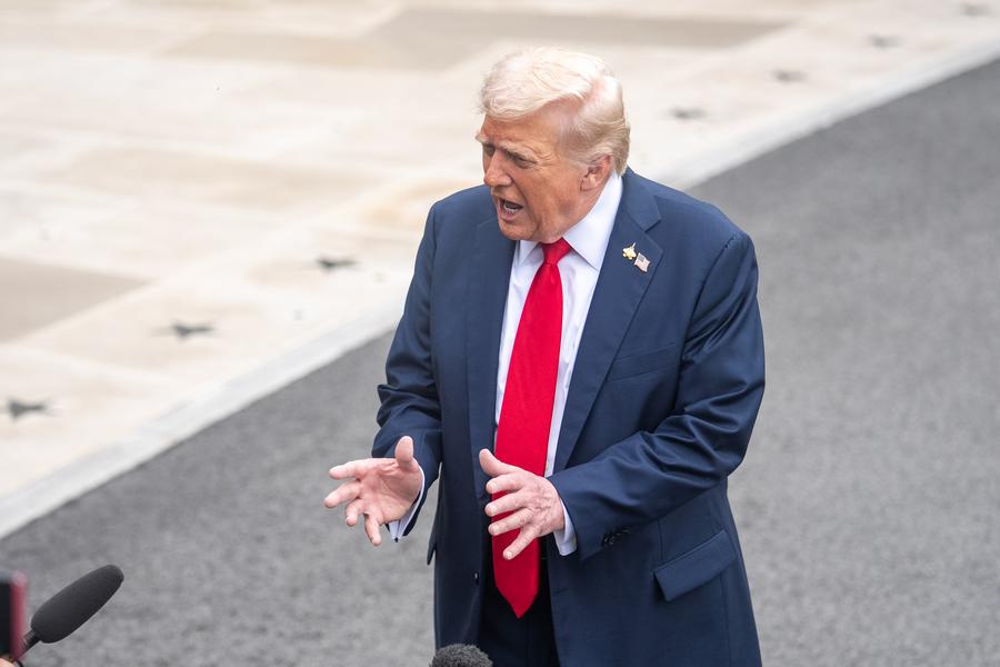 EEUU iniciará ataques contra traficantes de drogas en Caribe "muy pronto", dice Trump