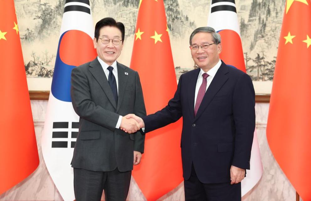Primer ministro chino se reúne con presidente de República de Corea