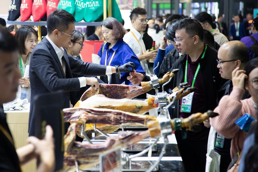 China y España fortalecen resiliencia de lazos comerciales