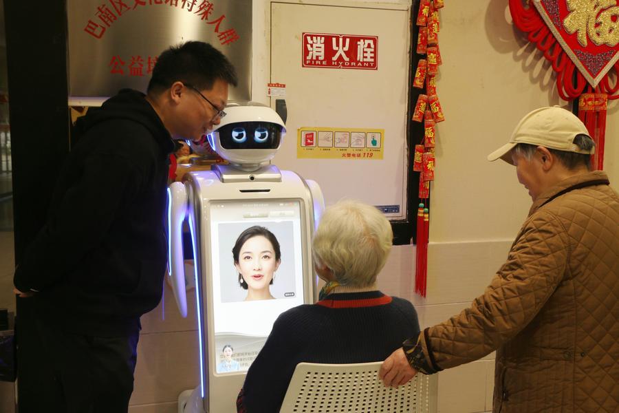 China promoverá cuidado de ancianos con tecnología para mejorar su bienestar