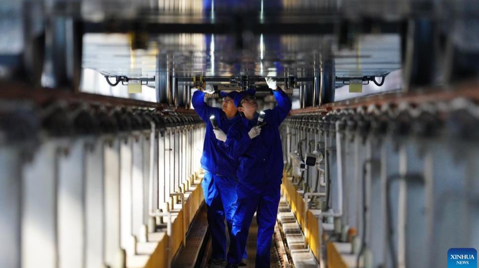 Personal de trenes de alta velocidad de Beijing inmerso en intensos preparativos para temporada alta de viajes por el Festival de la Primavera