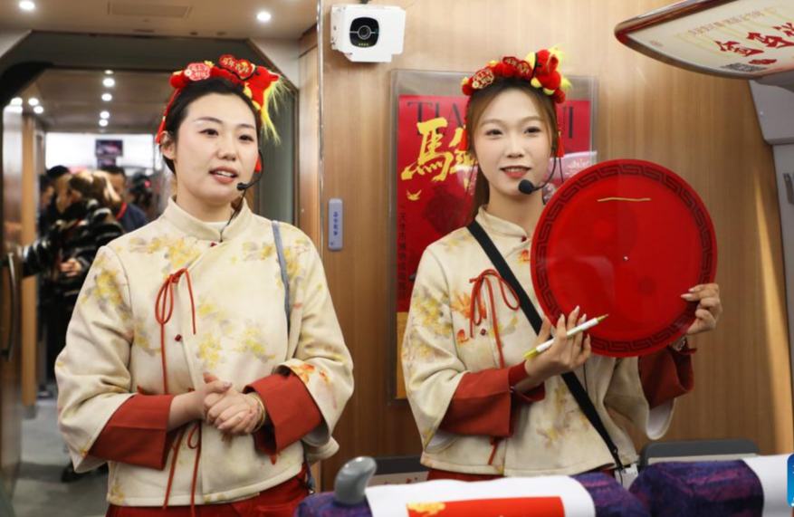 Tren de historia: Gansu de China lanza experiencia cultural durante fiesta de primavera