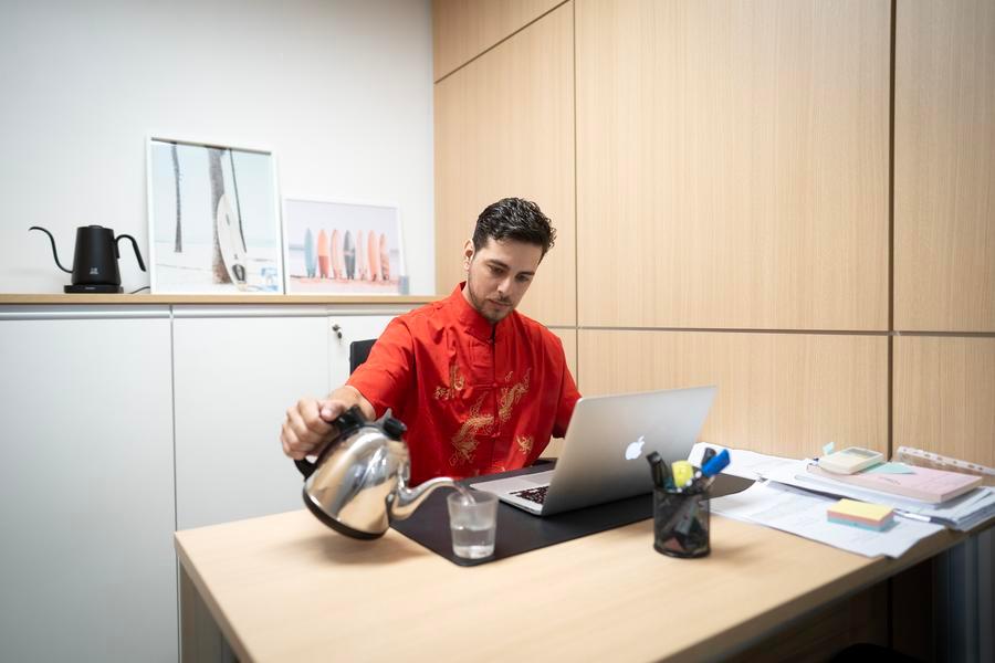 Cada vez más jóvenes argentinos adoptan en la vida diaria hábitos y rasgos culturales de China