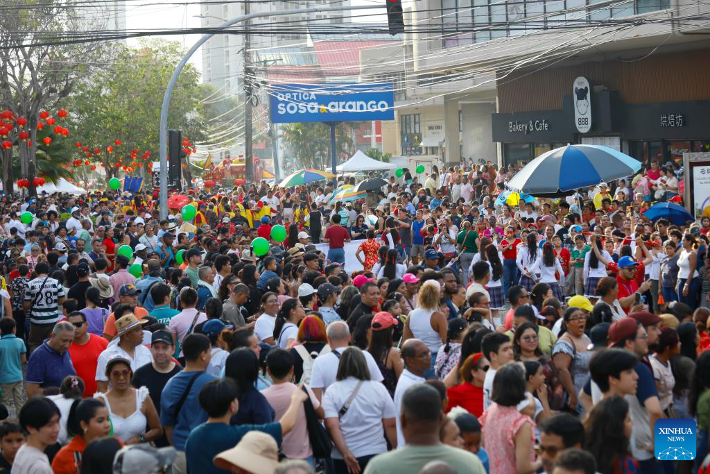 Celebran el Año Nuevo chino en la Ciudad de Panamá