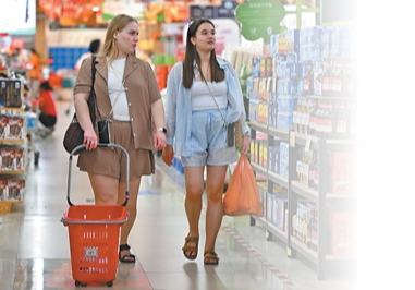 Las compras están transformando la forma en que los visitantes internacionales experimentan China