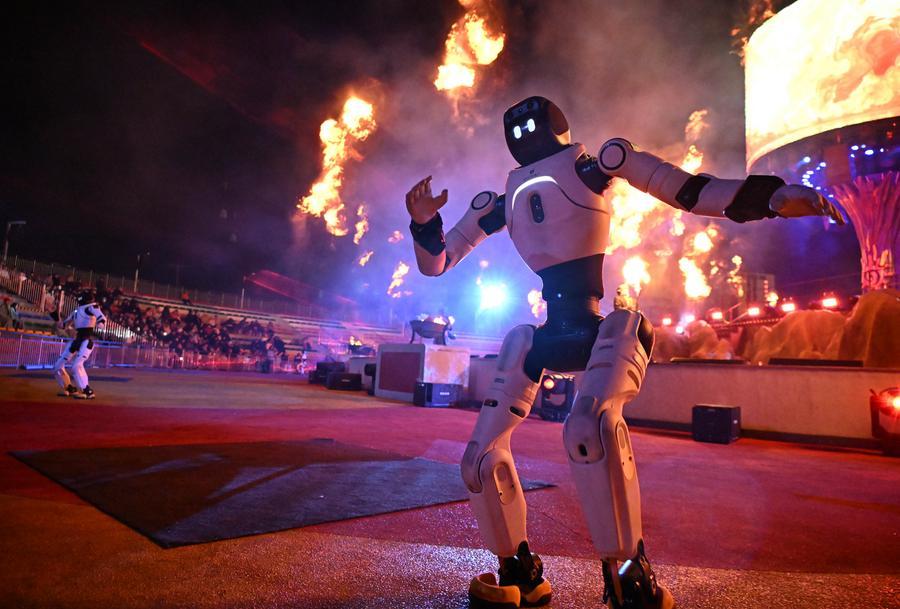 China lanza sistema nacional de normas para robótica humanoide e IA corpórea