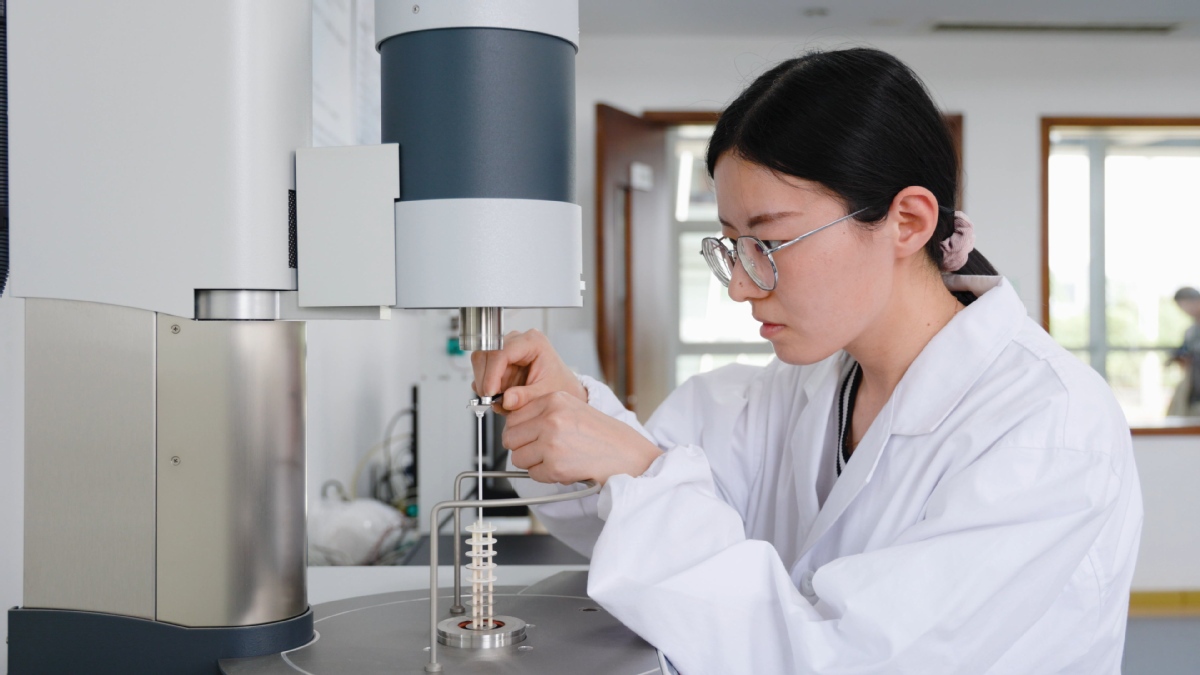 China presenta un material de fibra de carbono de vanguardia y desarrollo propio