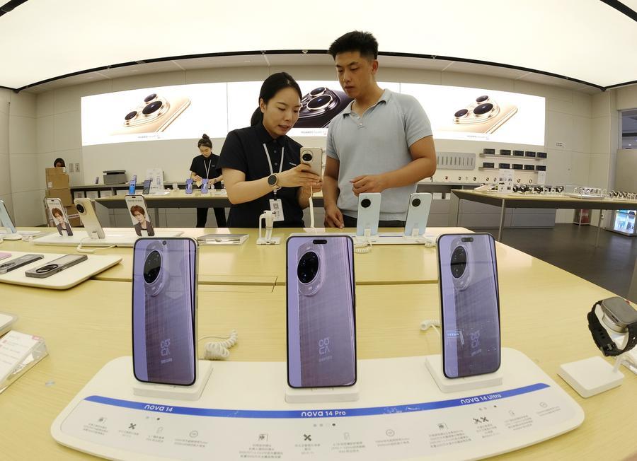 China acelerará investigación legislativa sobre IA y economía de baja altitud, dice ministra