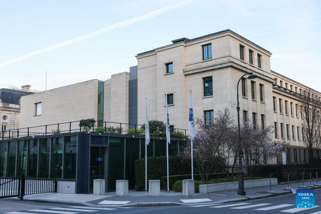 China y EE. UU. comienzan conversaciones económicas y comerciales en París, Francia