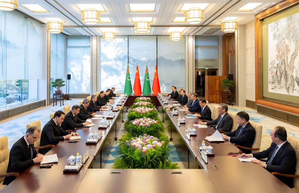 Xi llama a fortalecer cooperación con Turkmenistán en gas natural, comercio y sectores no relacionados con recursos