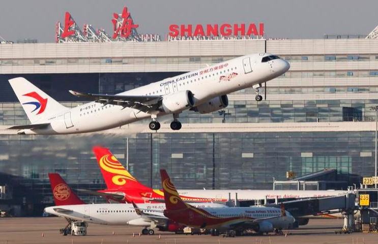 China programa más vuelos internacionales durante temporada verano-otoño de transporte aéreo