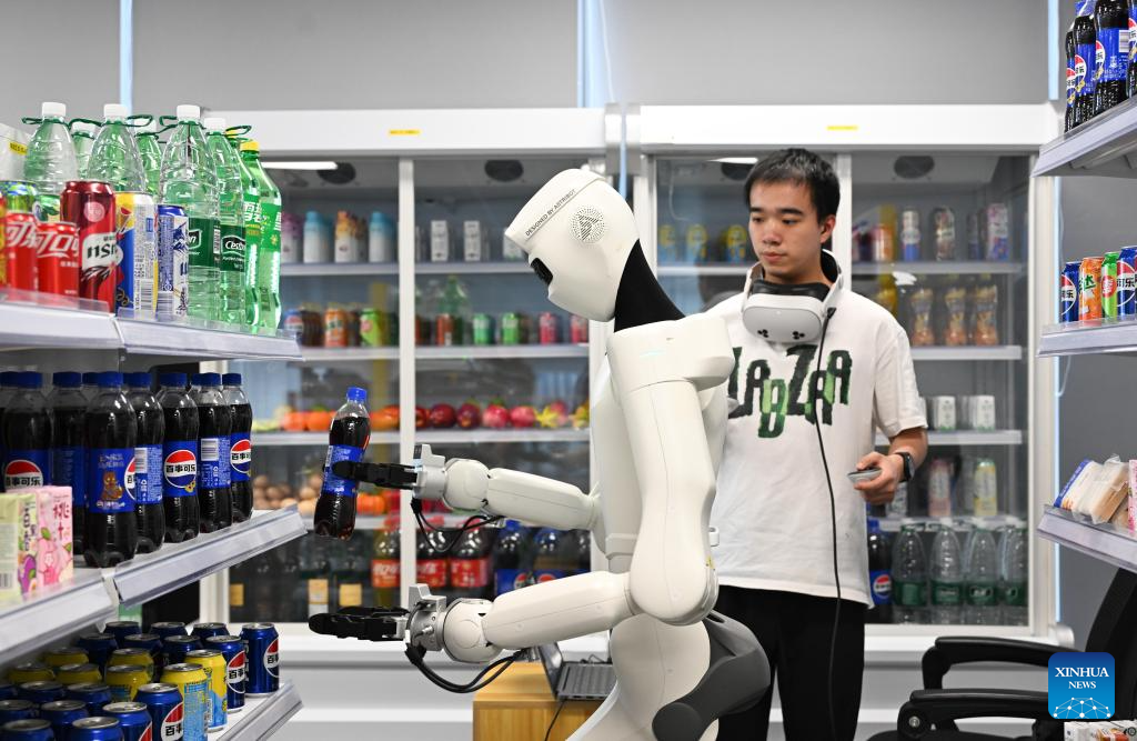 Guangdong explora desarrollo y aplicación de IA incorporada